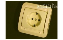
			Socket Makel, MIMOZA, (no frame), grounded, cream, with child protection