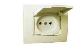 
			Socket with cover Makel, LILLIUM KARE, cream