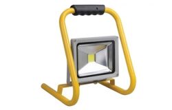 
			Proюektorius LED IEK su rank. 20W COB 6500K IP65 IEK