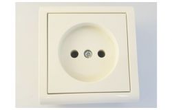 
			Socket Ovivo, NIVO, non-grounded, cream